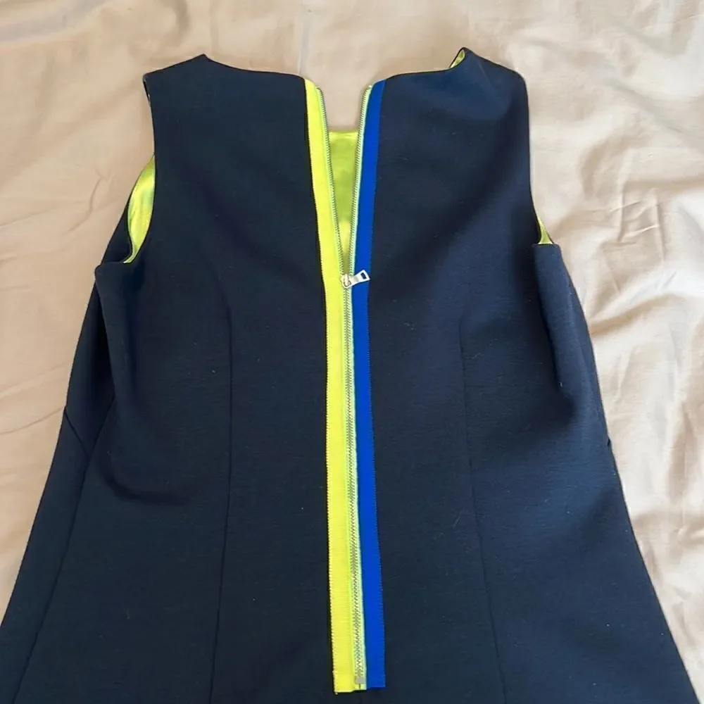 T Tahari navy blue sheath w/print band green & blue zipper & green lining - Picture 6 of 15